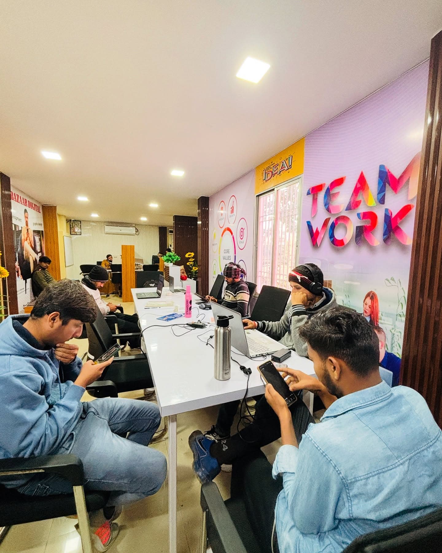 Modern Bazaar Digital office